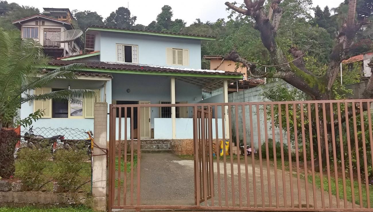 Sobrado a venda