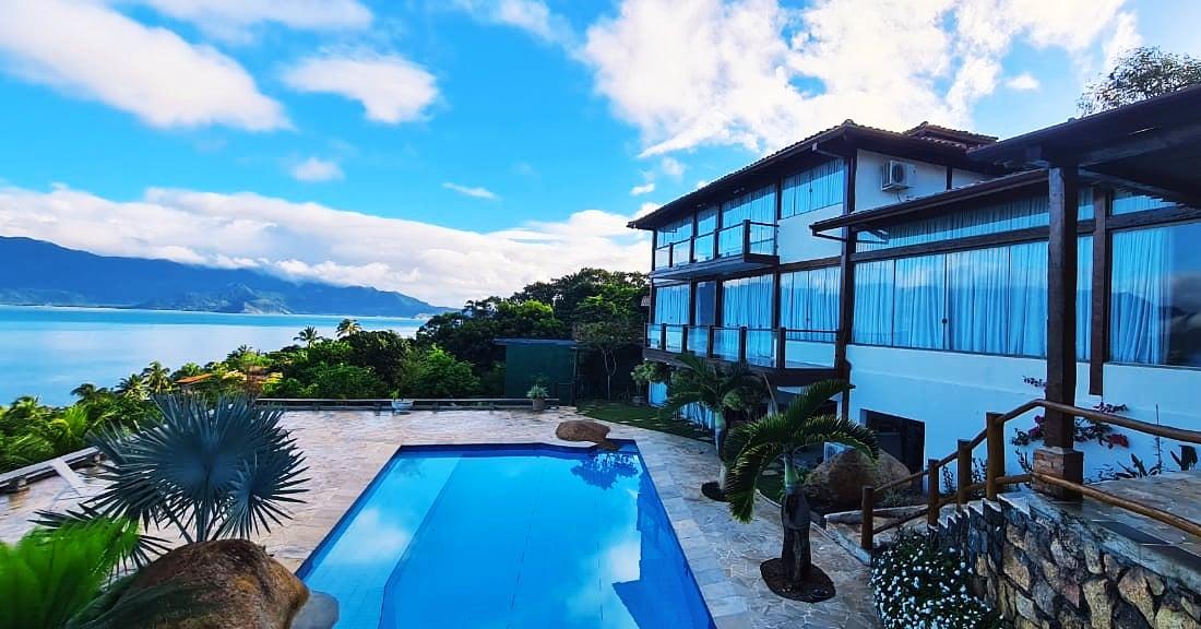 Casa em Condomínio a venda
