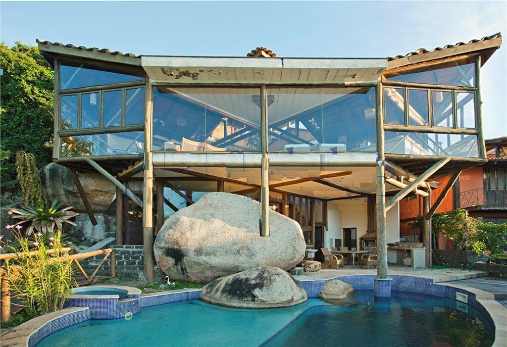 Casa em Condomínio a venda