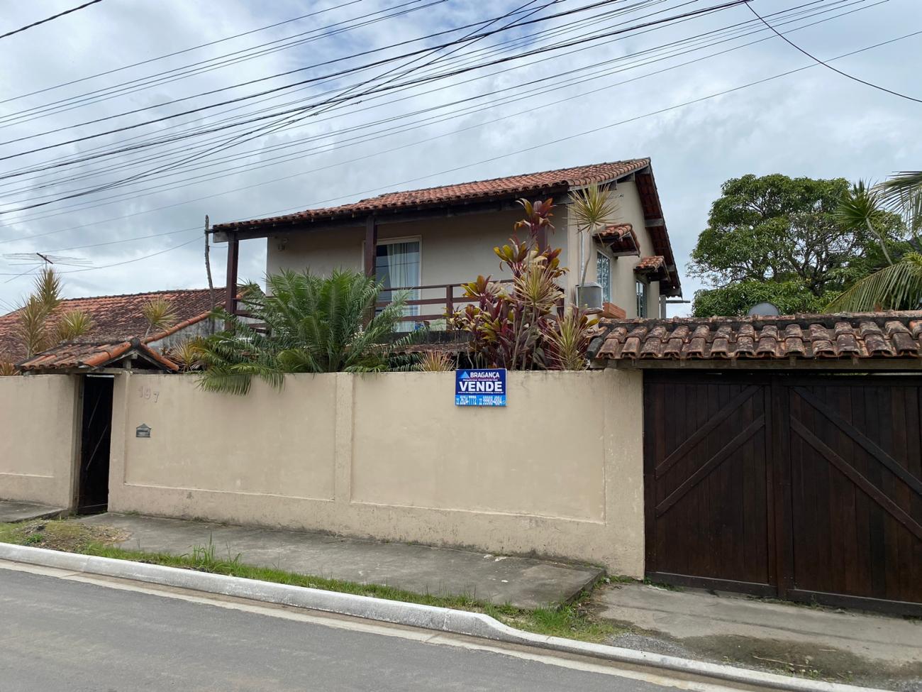 Casa a venda