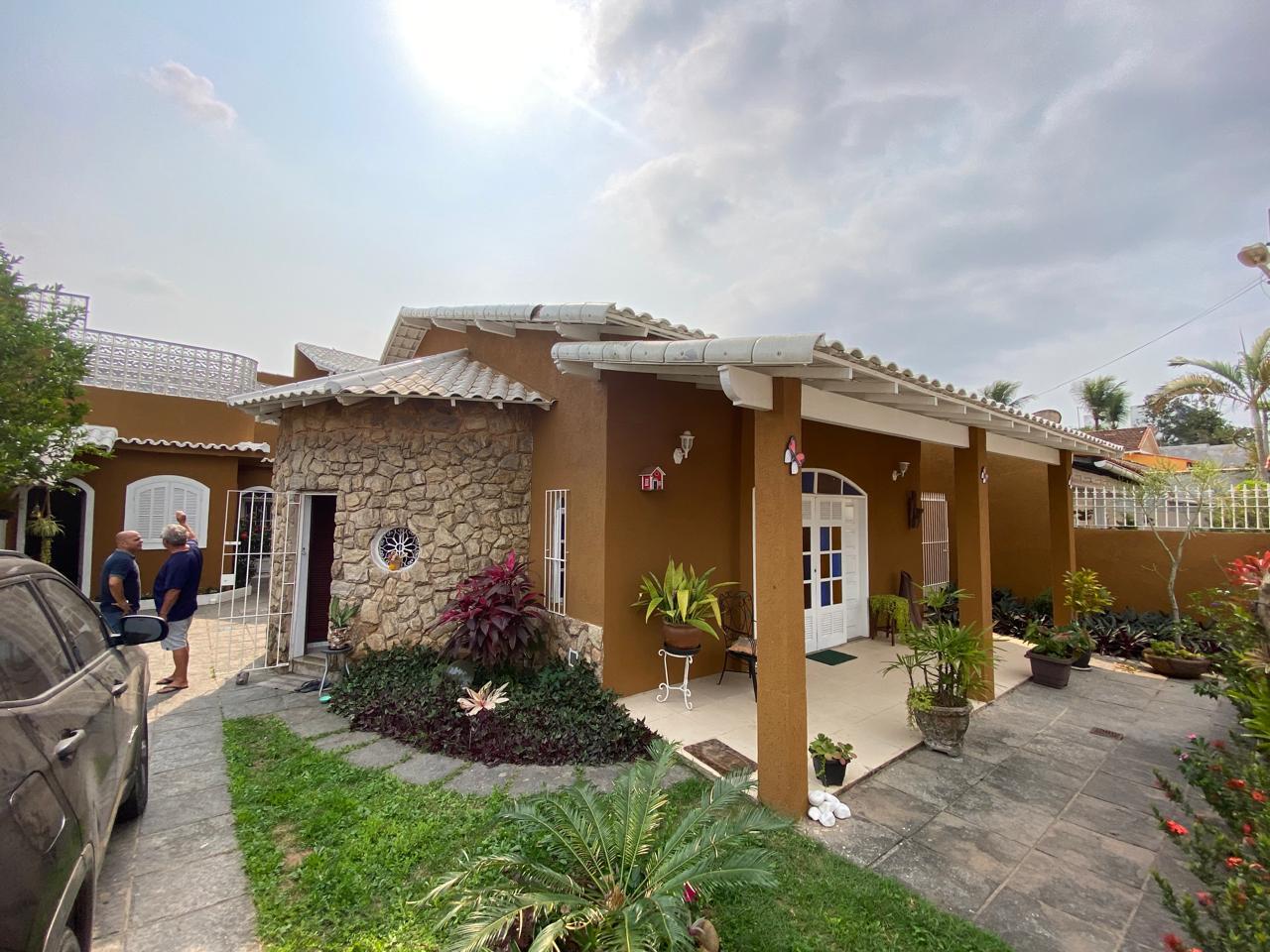 Casa Alto-Padrão a venda
