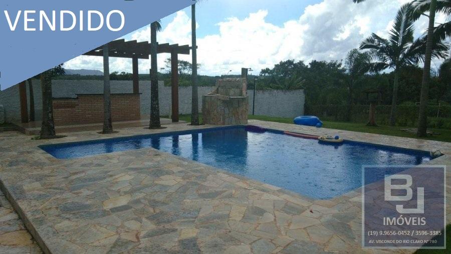 Casa em Condomínio a venda