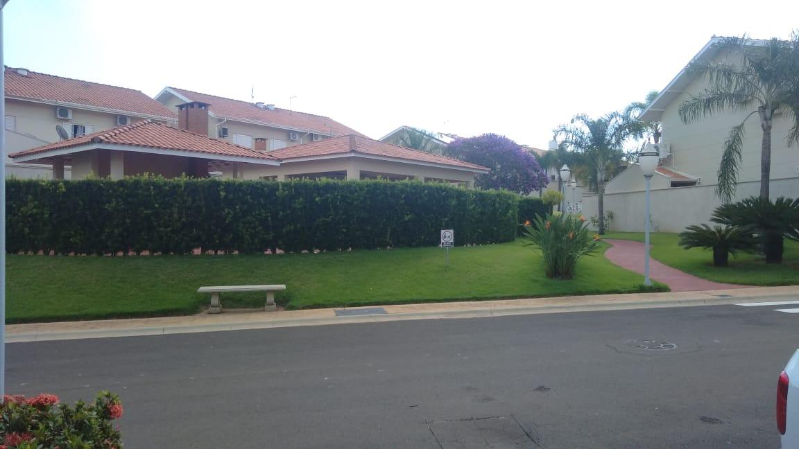 Casa em Condomínio a venda