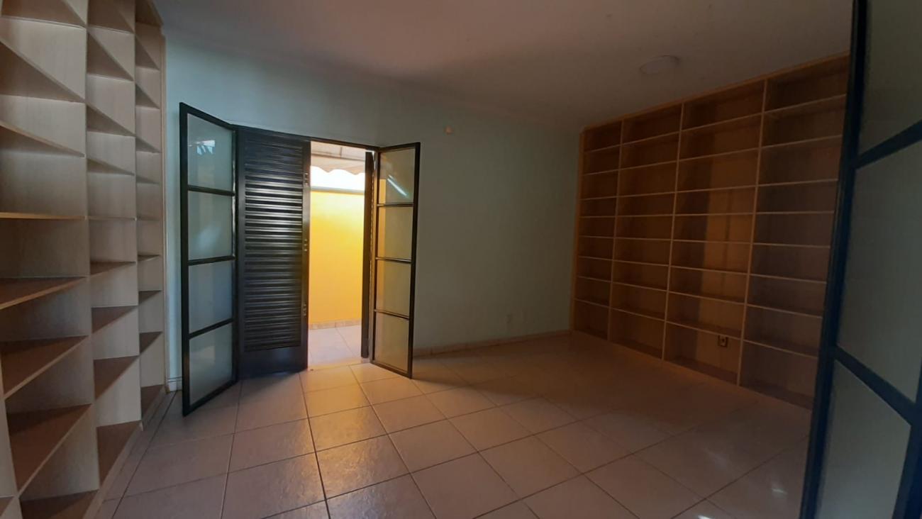 Casa, 5 quartos, 300 m² - Foto 3