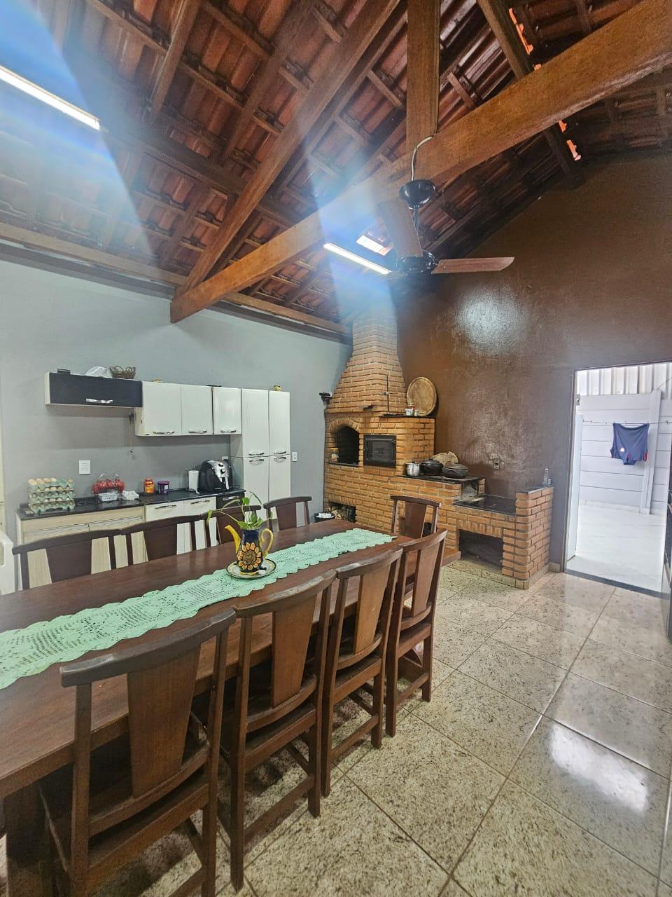 Casa, 3 quartos, 200 m² - Foto 14