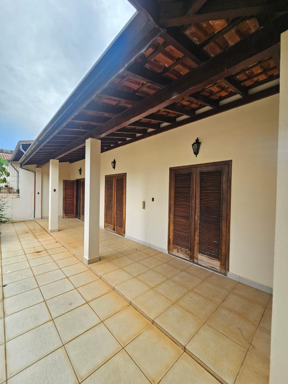 Casa, 3 quartos, 277 m² - Foto 1