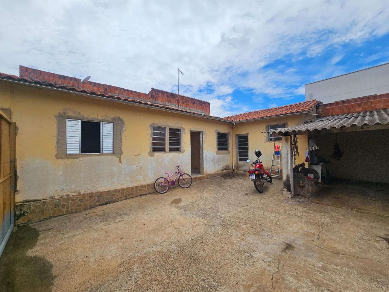 Casa, 1 quarto, 70 m² - Foto 1