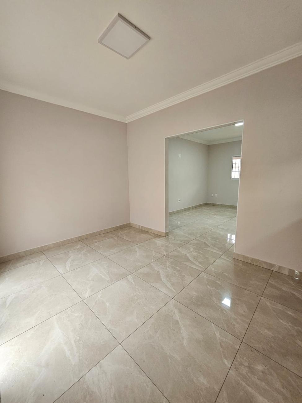 Casa, 3 quartos, 220 m² - Foto 1