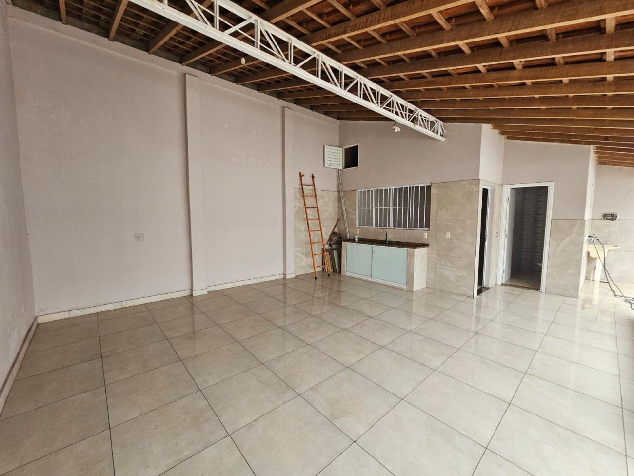Casa, 3 quartos, 220 m² - Foto 2