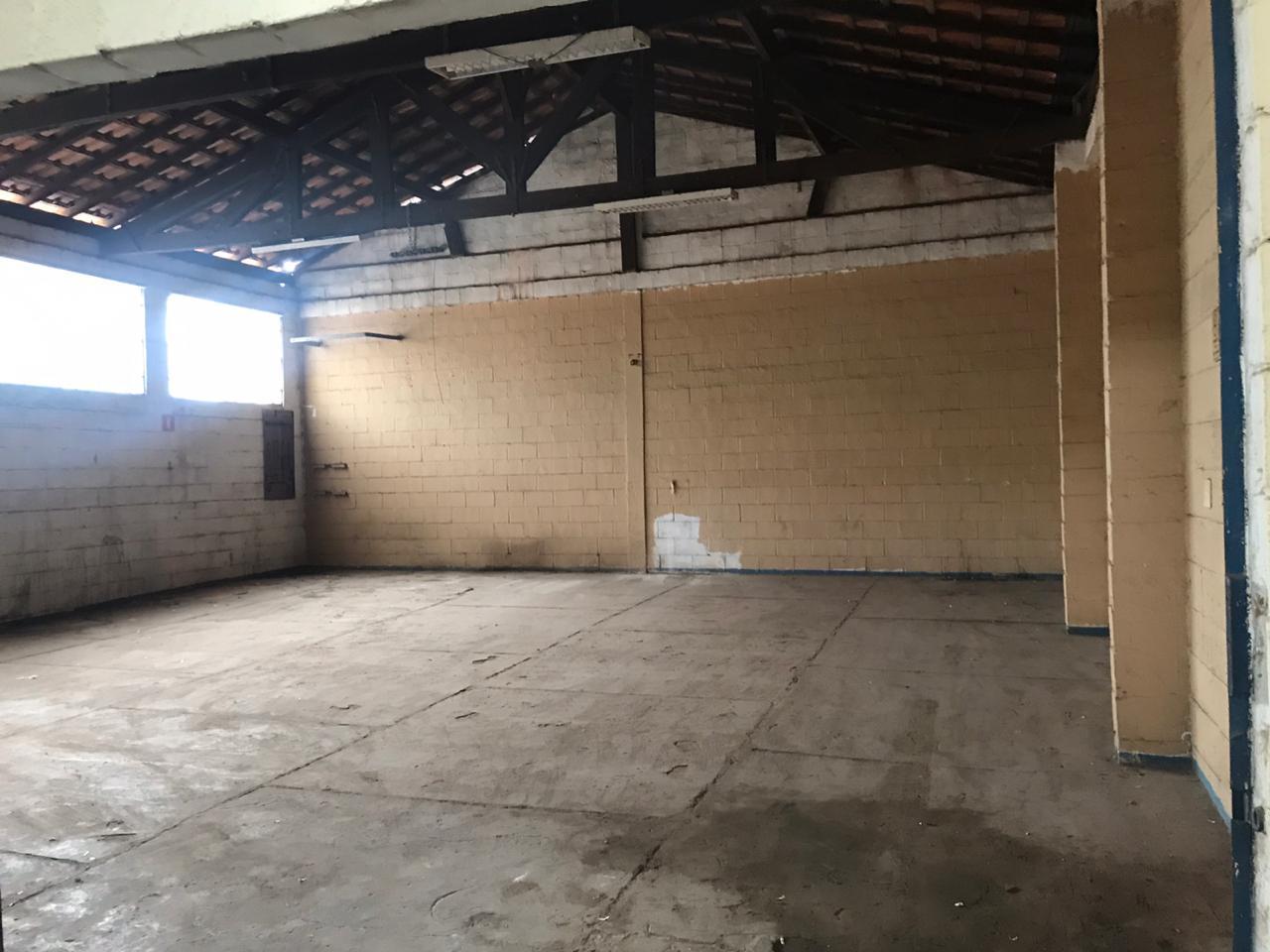 Loja-Salão, 200 m² - Foto 1