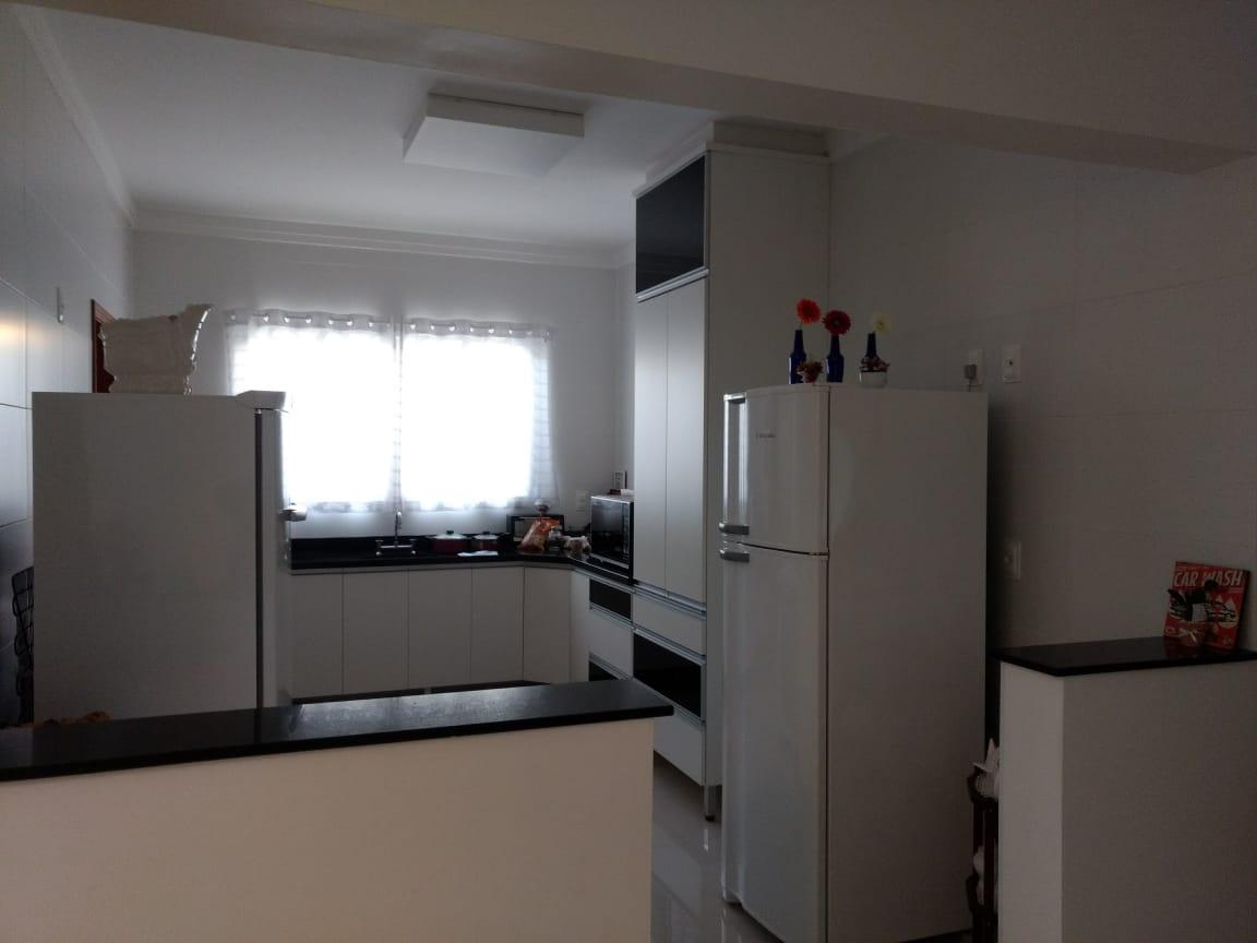 Casa, 3 quartos, 314 m² - Foto 3