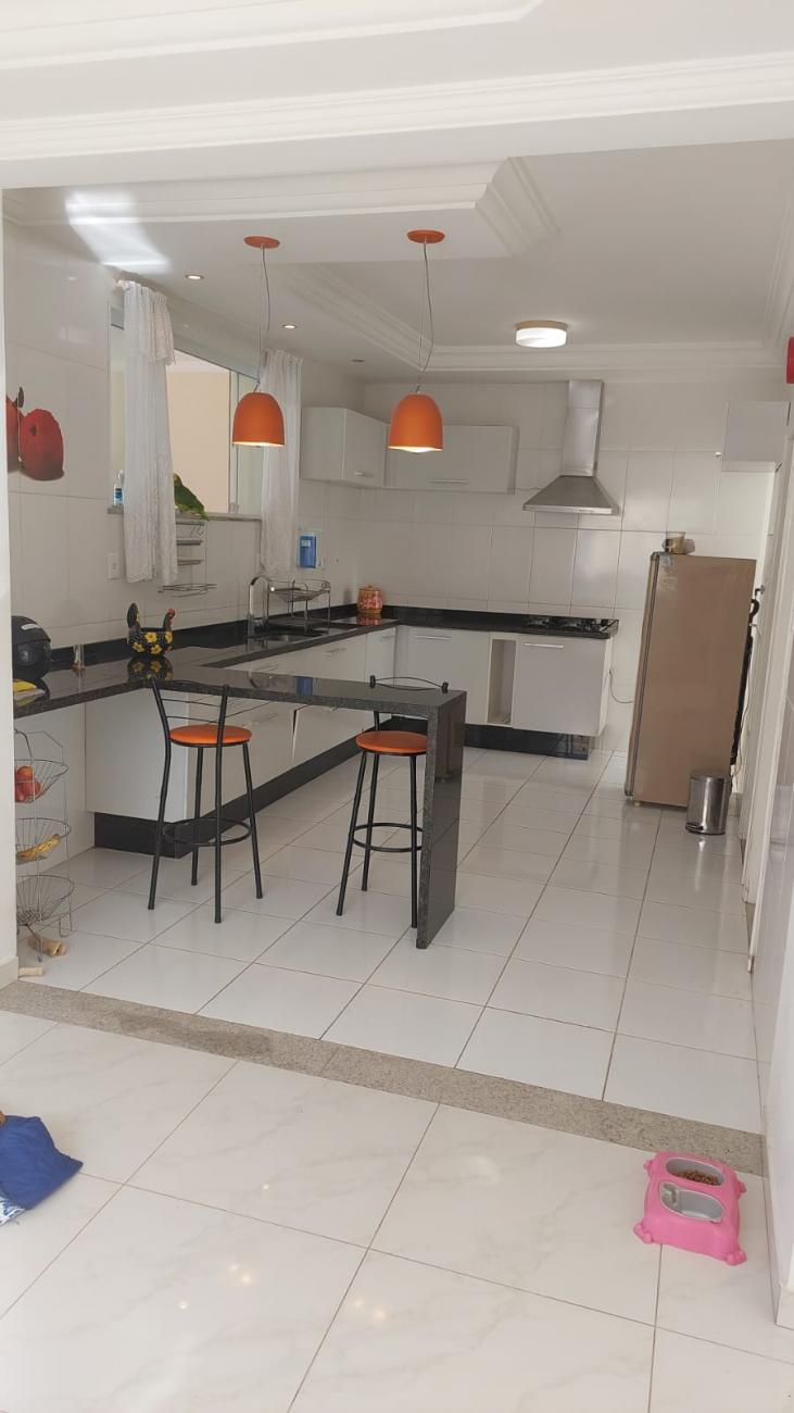 Casa em Condomínio a venda
