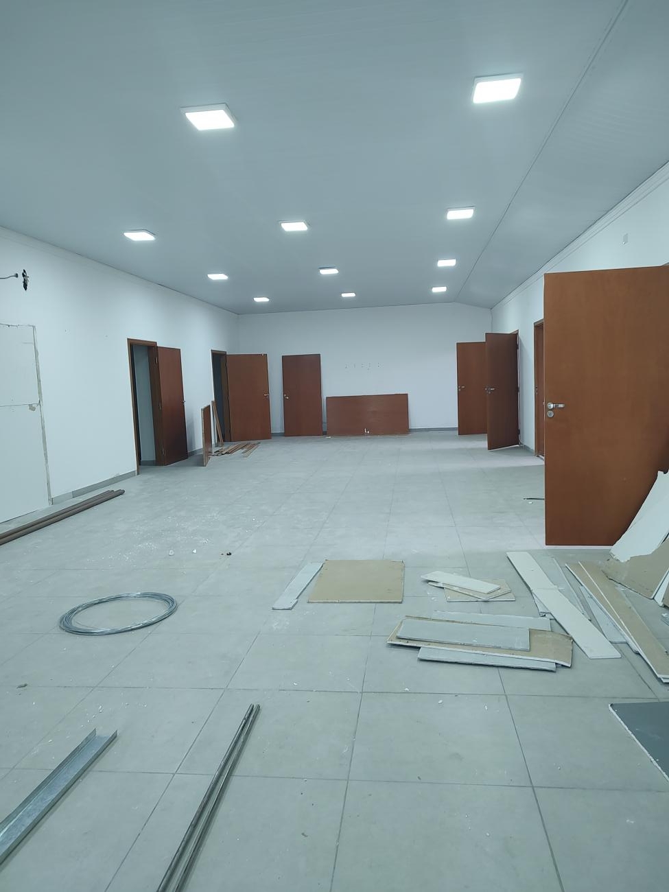 Loja-Salão, 350 m² - Foto 1