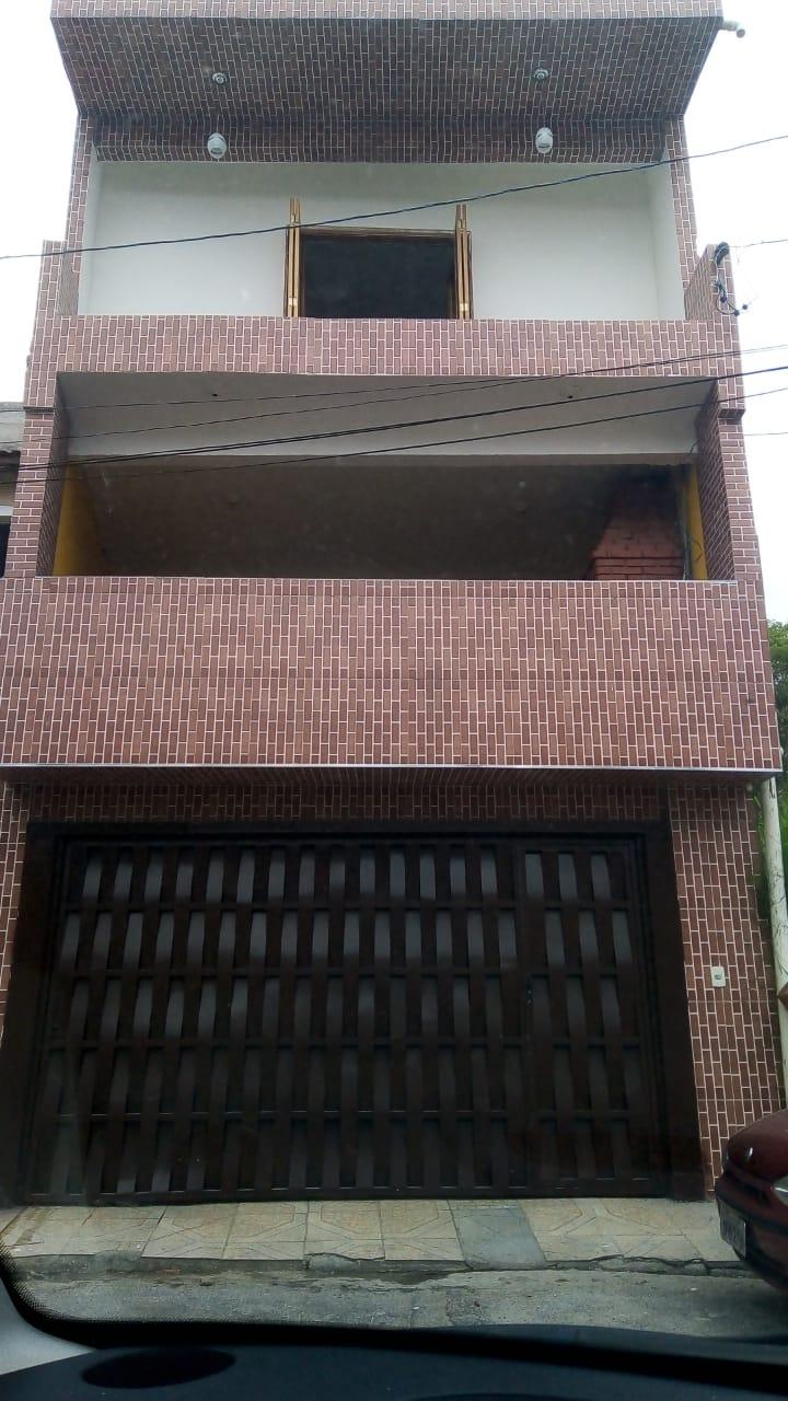 Casa, 3 quartos, 132 m² - Foto 1